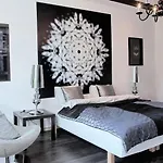 Апартаменти Artrooms