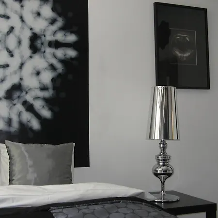 Апартаменти Artrooms *
