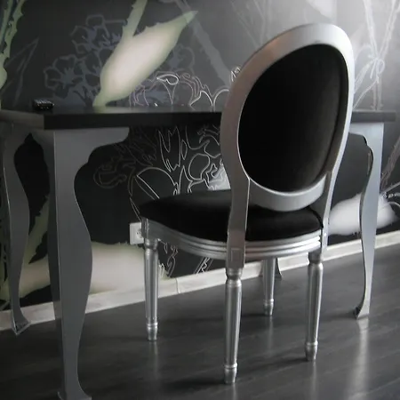 Daire Artrooms *